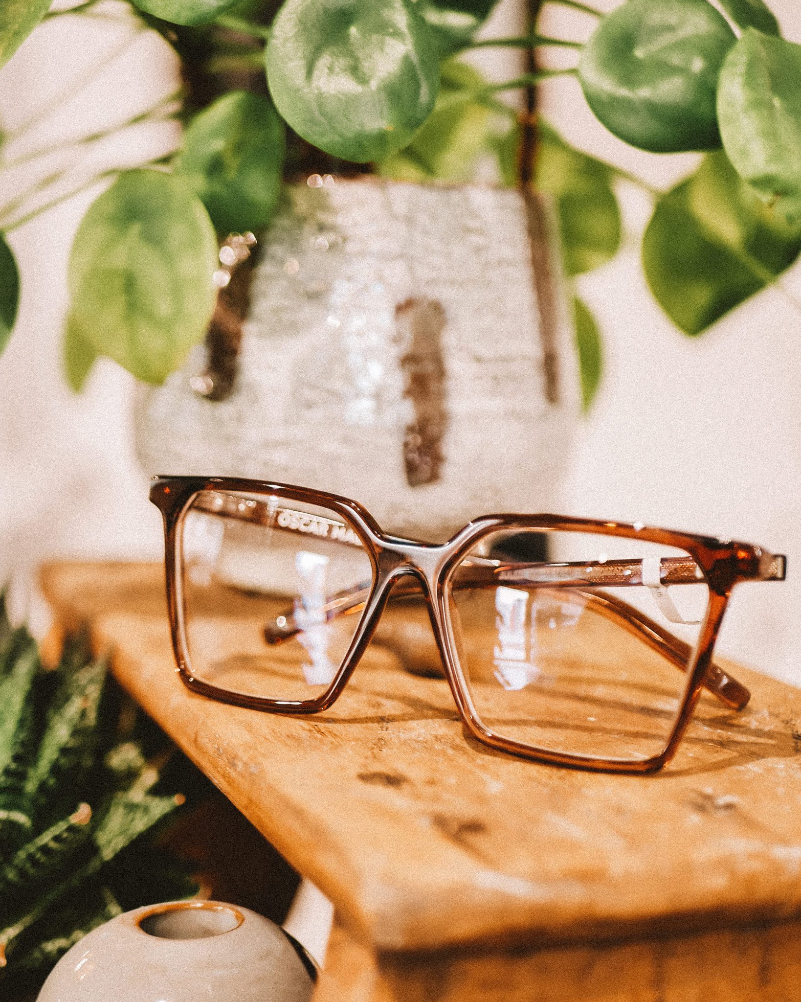 lunettes de vue oscar magnuson en bio-acétate, notre philosophie d'engagement chez leneta